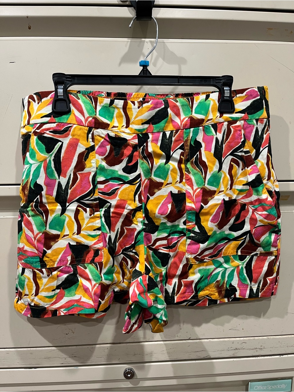 Nine West Multicolor Leaf-Print Women’s Shorts